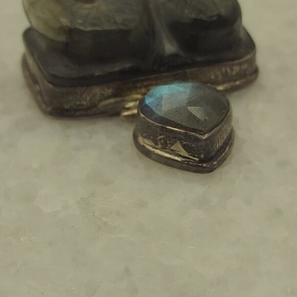 Carved Labradorite Snake Pendant 925 Sterling - Picture 5 of 8